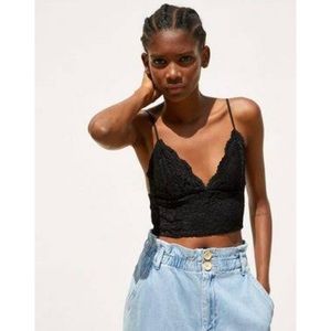 Zara lace crop top XS abercrombie aritzia free people lulus